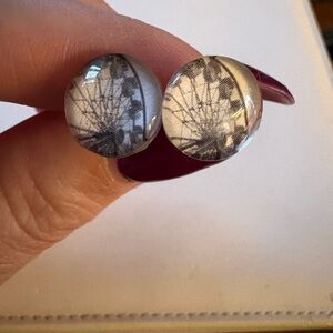 Fun Ferris wheel Black and White Stud Earrings